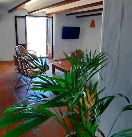 Casa Ilusion * ألتيا
